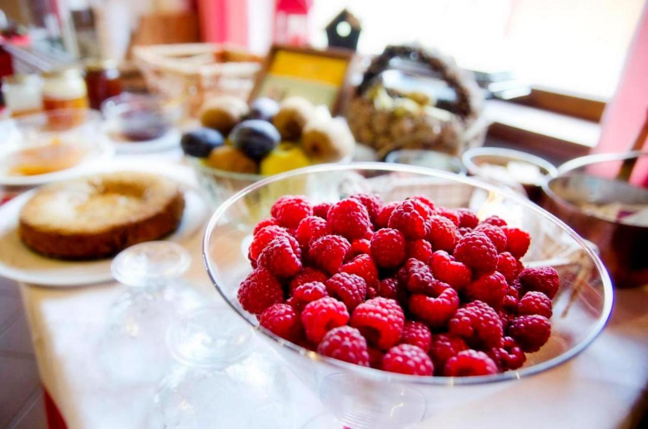 Hotel & Ristorante Serenella بيريوِل تْشيرفينيا المظهر الخارجي الصورة