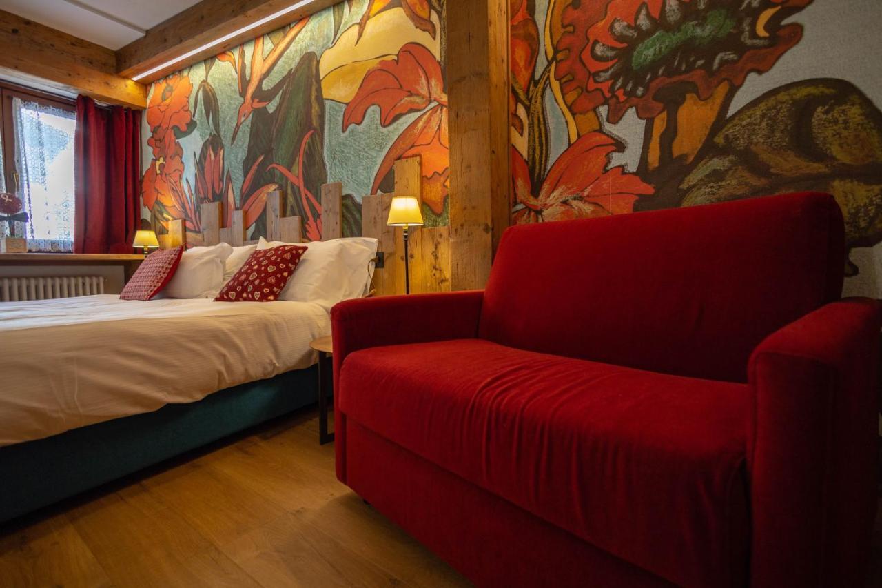 Hotel & Ristorante Serenella بيريوِل تْشيرفينيا المظهر الخارجي الصورة