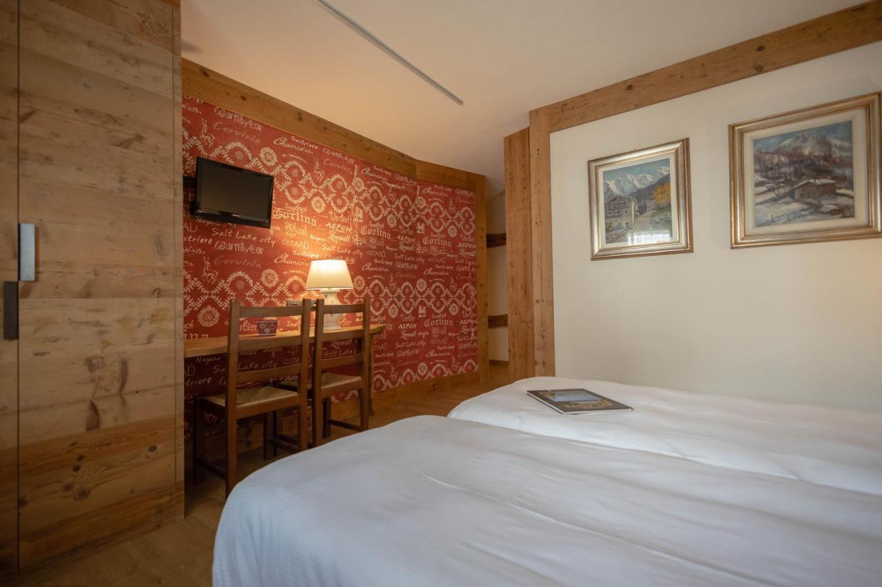 Hotel & Ristorante Serenella بيريوِل تْشيرفينيا المظهر الخارجي الصورة