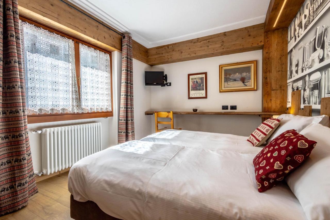 Hotel & Ristorante Serenella بيريوِل تْشيرفينيا المظهر الخارجي الصورة
