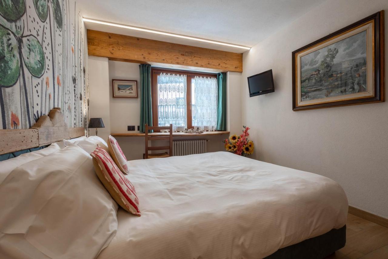 Hotel & Ristorante Serenella بيريوِل تْشيرفينيا المظهر الخارجي الصورة